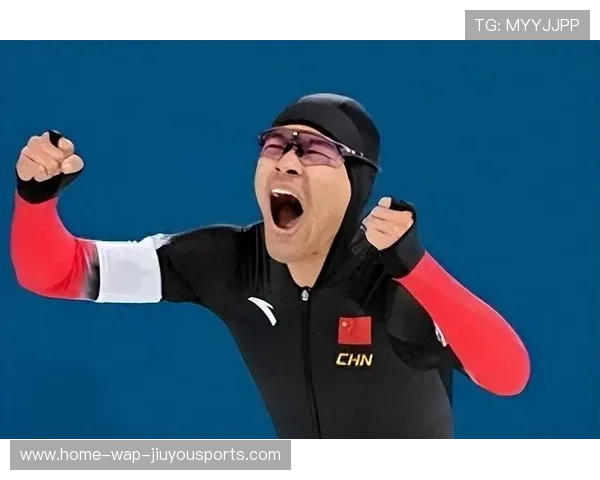 运动员拼命冲刺一秒：刷新纪录的“感动时刻”！